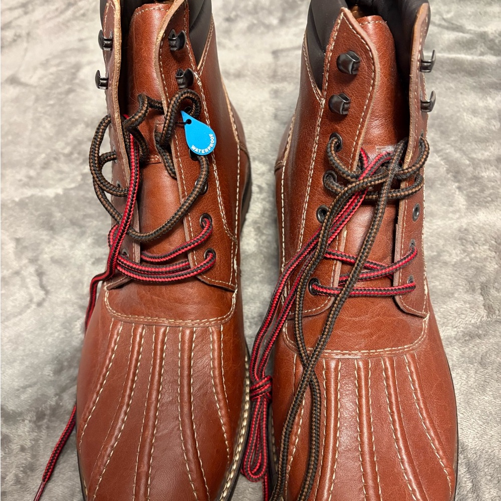 Johnston & Murphy Brown Leather Lace-Up Duck Boots